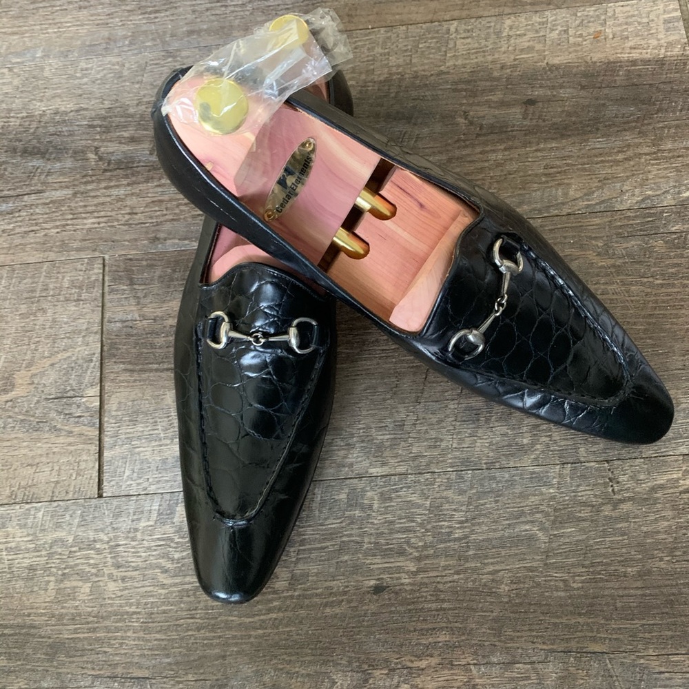 Embossed leather handmade shoes - Picture 3 of 3